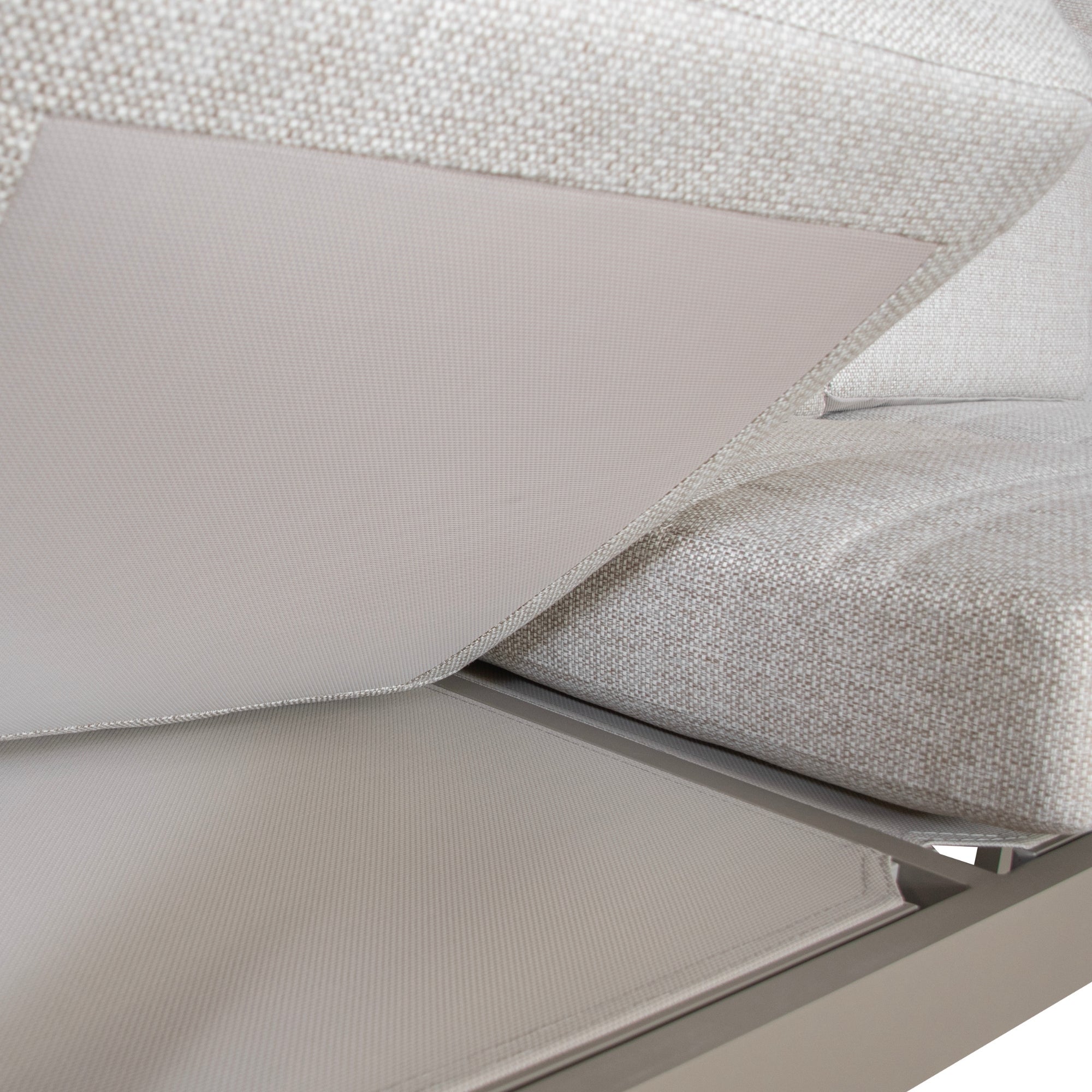 Valerie Loungeset met Verstelbare Tafel en Stoelen